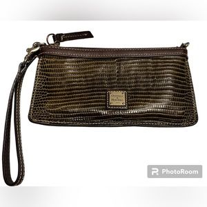 Dooney & Bourke OLIVE Lizard-Embossed Large Slim Wristlet Wallet Leather